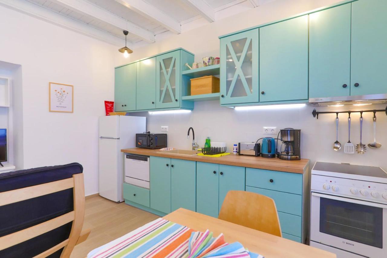 Kaminaki Beachfront Apartments Nisaki  Eksteriør bilde