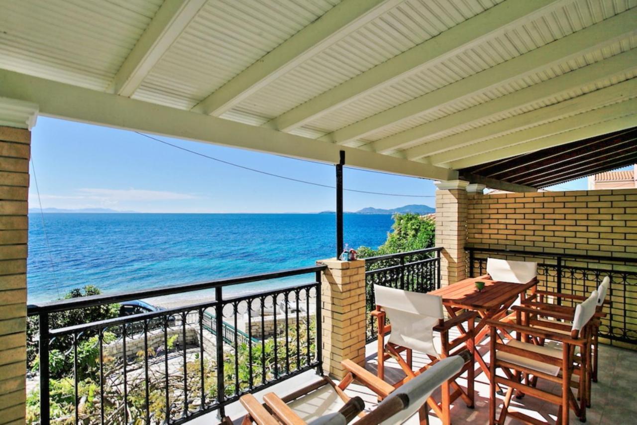 Kaminaki Beachfront Apartments Nisaki  Eksteriør bilde
