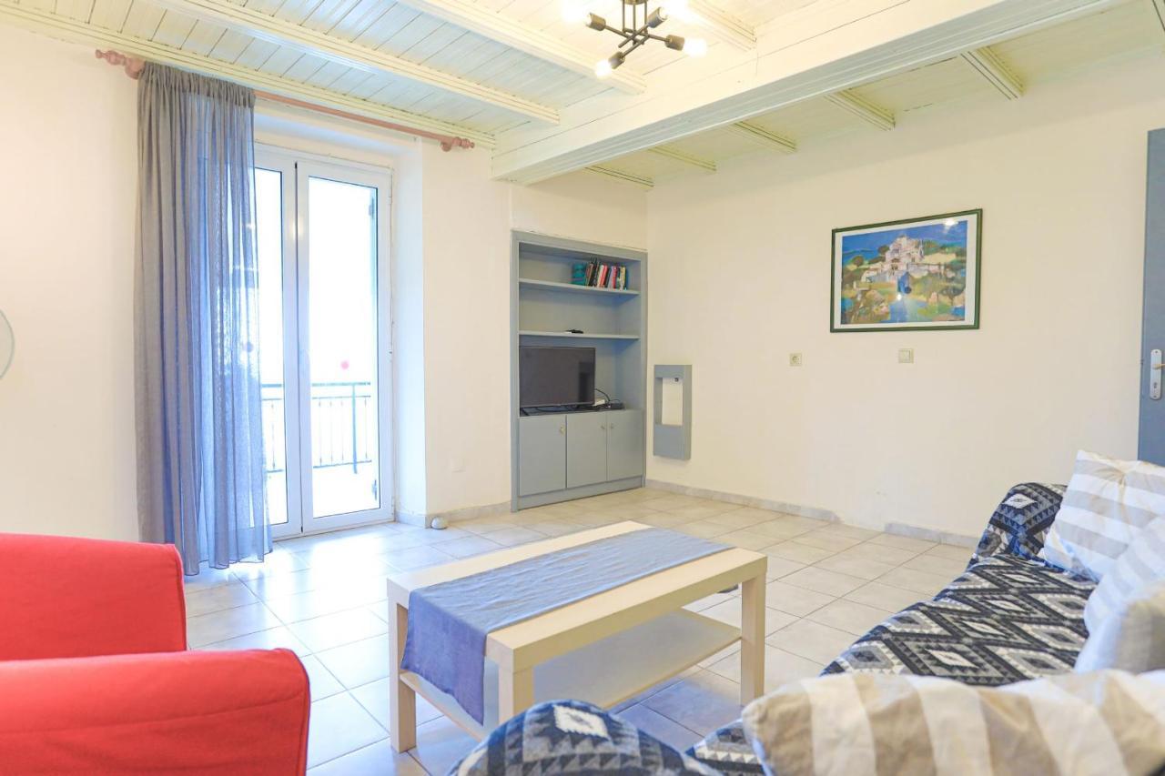Kaminaki Beachfront Apartments Nisaki  Eksteriør bilde